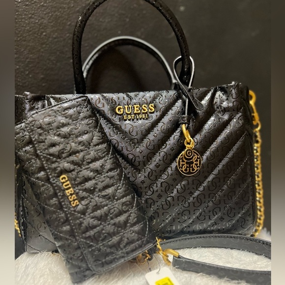 🖤🖤NWT-Guess Jania Quilted Small Girlfriend Satchel and matching Aveta wallet🖤 - Picture 13 of 15